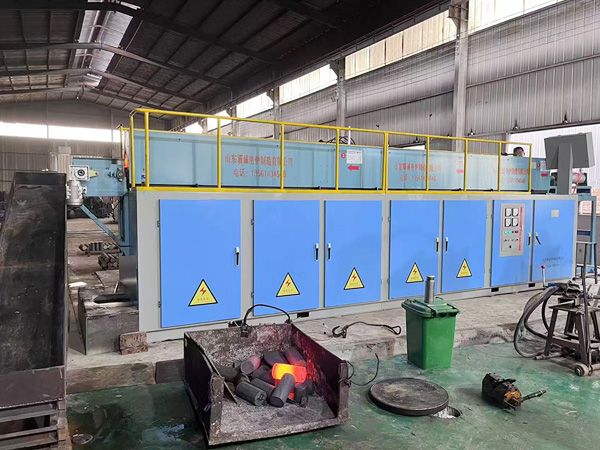 1100KW透熱爐客戶(hù)現(xiàn)場(chǎng)